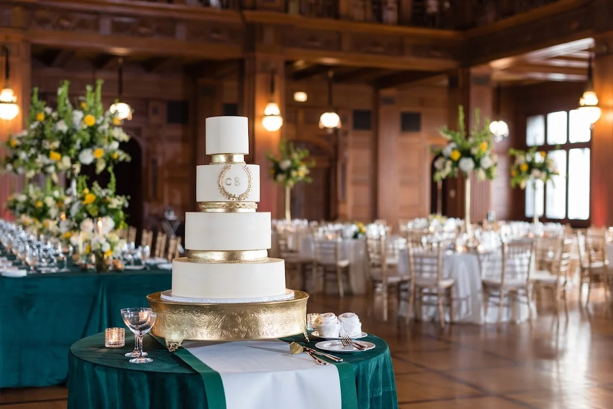 Kahn's Catering