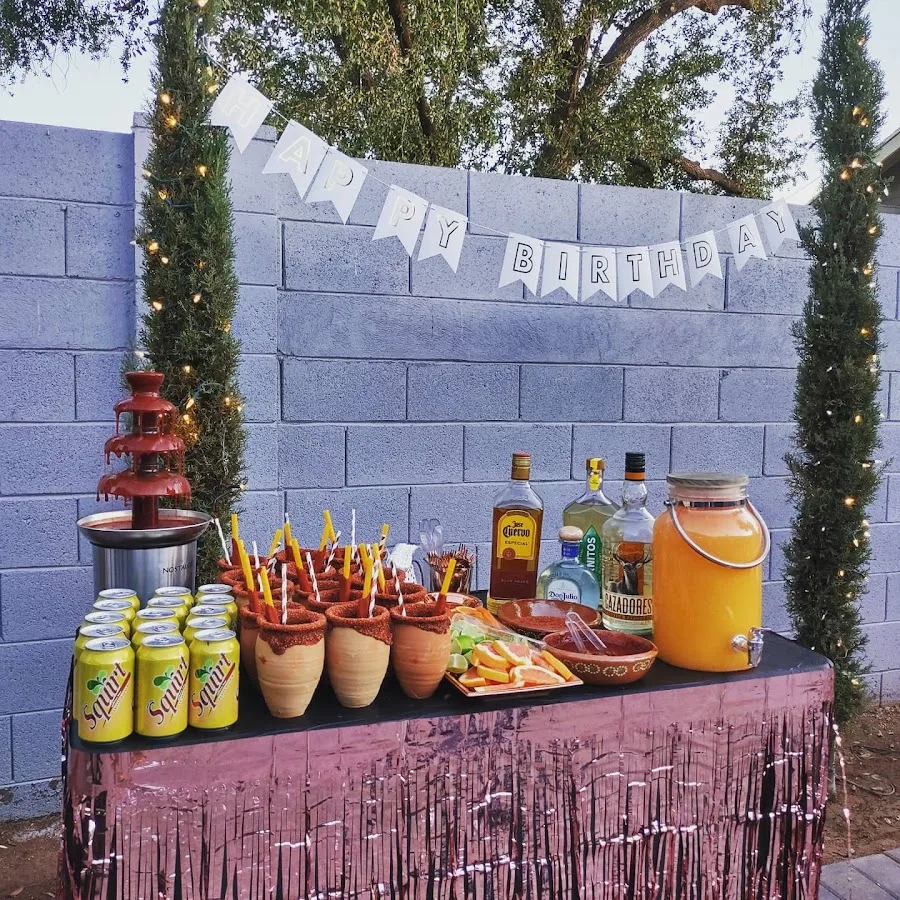 MIQUIZTLI mobile bar Az