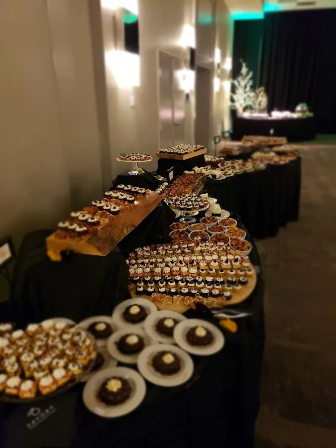 Savory Catering by Holiday Inn
