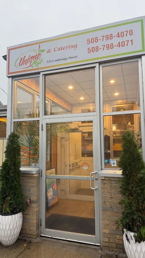 Unique Café & Catering